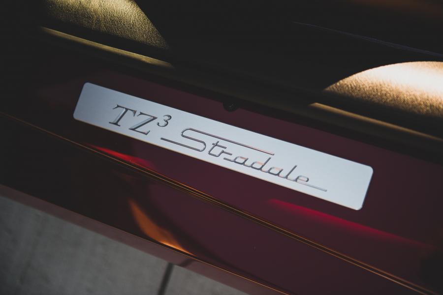 Логотип Alfa Romeo TZ3 Stradale (06) 2012 года  (фото 11 из 35)